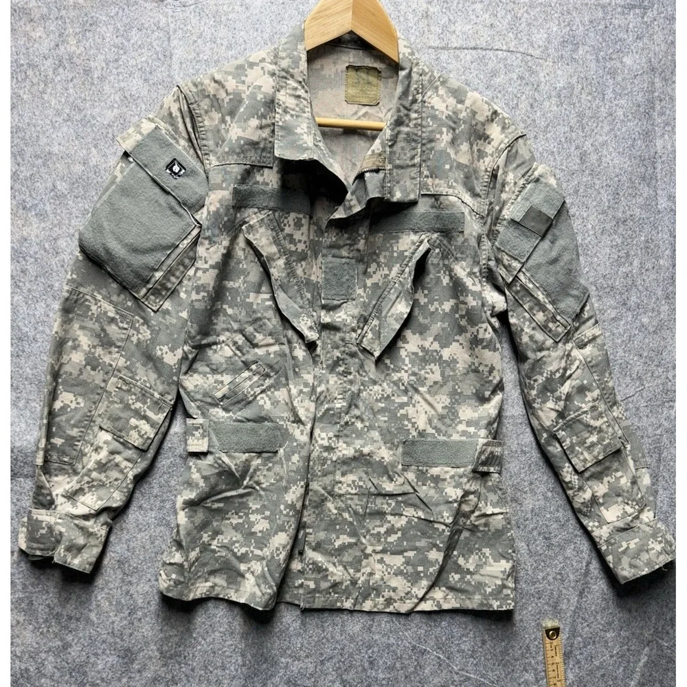 US Army Camouflage Combat Uniform Zip‎ Up Shirt - MEDIUM Long - Digital Camo